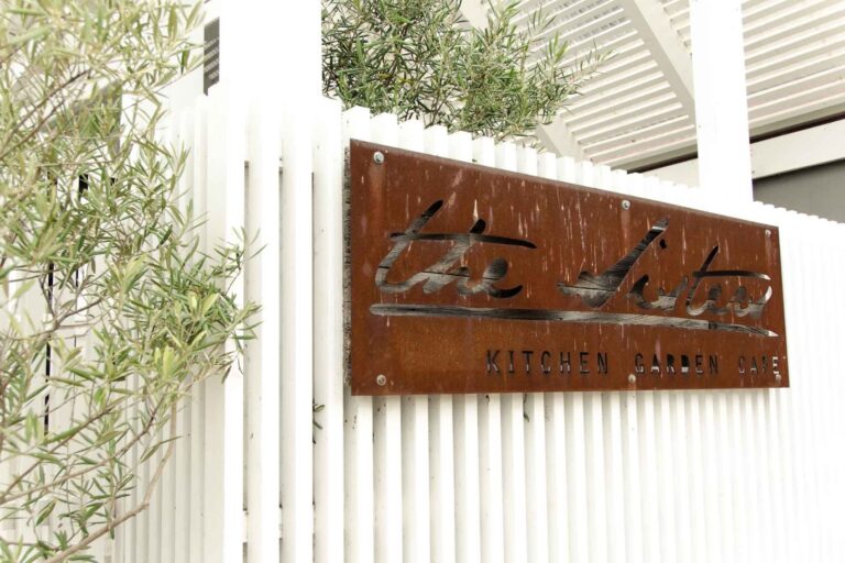 Sisters Cafe sorrento 768x512